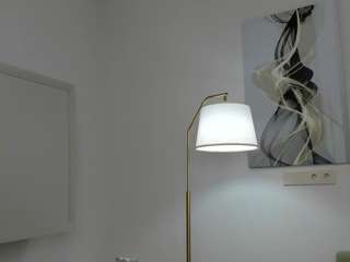 Synne-g1ows live webcam show