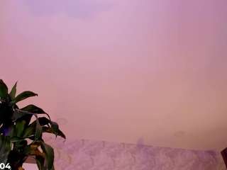 alaiaguerra's CamSoda show and profile