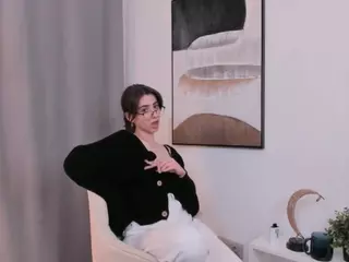 AlbertaBardy's Live Sex Cam Show