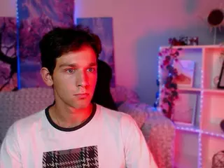 Artie-Blaze's Live Sex Cam Show