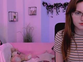 ava-mystic live webcam show