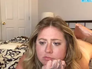 chunkycheeeks's Live Sex Cam Show