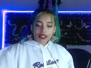 Cristalraven's Live Sex Cam Show