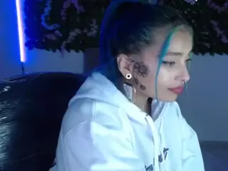 Cristalraven's Live Sex Cam Show