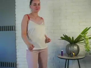 DevonaClarkston's Live Sex Cam Show