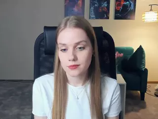 EdlinDollins's Live Sex Cam Show