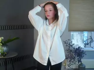 GillianBillingsley's Live Sex Cam Show