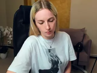 JoanHanchett's Live Sex Cam Show
