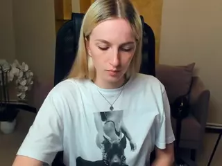 JoanHanchett's Live Sex Cam Show