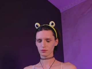 madi-snow Live Webcam on CamSoda
