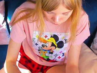 minnie-collins