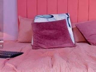 shantallvegga1 live webcam show