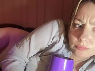 skarlettroseee Webcam Model Profile