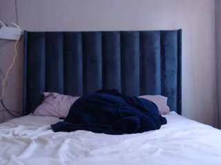 SlenderSubtype live cam preview