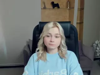 AlodiaBucker's Live Sex Cam Show