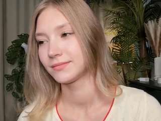 esmagreaves from CamSoda is Freechat
