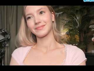 Live Sex Chat with EsmaGreaves (@esmagreaves)