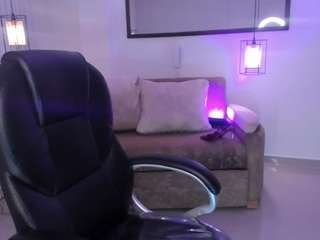 isabela-romano26 Live Webcam on CamSoda