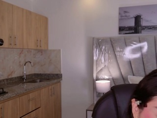 saskia-litt Live Webcam on CamSoda