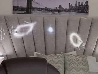 saskia-litt's CamSoda show and profile