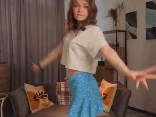 shelleyfinch's CamSoda show and profile