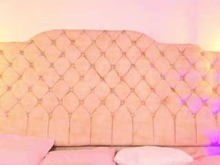  sillymora chat room