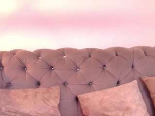 sillymora webcam