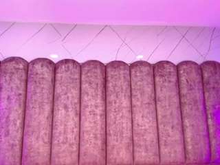 sillymora webcam model