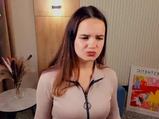 SilverAxtell's Live Sex Cam Show