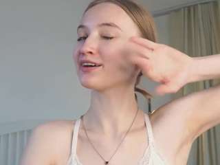udelafulwood Live Webcam on CamSoda