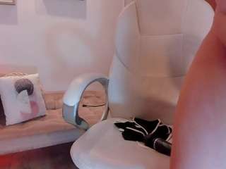 velvet-holden webcam model