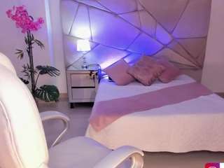 velvet-holden Live Webcam on CamSoda
