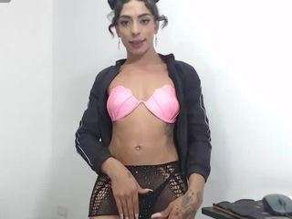  evelynquee chat room