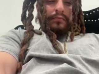 madein305 webcam model