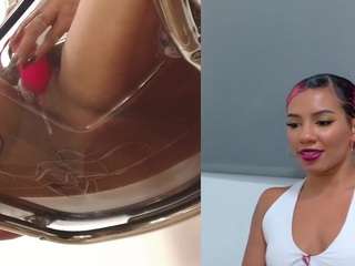 RubyRoger live cam preview