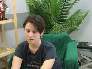 SynneEarney's Live Sex Cam Show