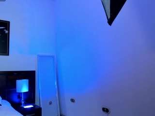 bella-rivers Live Webcam on CamSoda