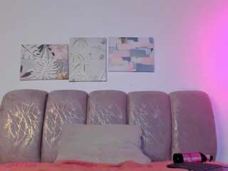 le modèle bella-rivers est en webcam porno dans un show sur le site camsoda, il possède les tags suivants: ahegao,anal,tiny tits,thin,student,striptease,squirter,squirt,spank,shaved pussy,pussyplay,pussy,petite,orgasm,no drinking,full nudity,fetish,feet,black hair,anal toys