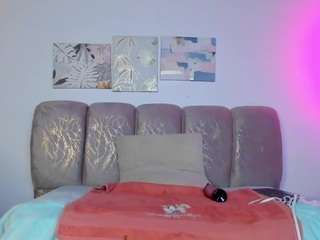 bella-rivers live webcam show