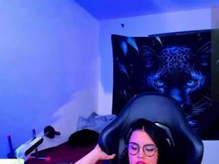 Nicol-Ruizz live cam preview