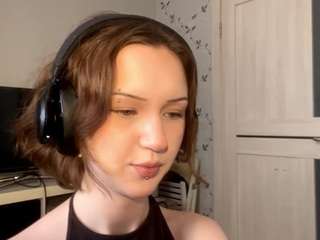 tesla-model-y Live Webcam on CamSoda