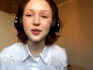 TESLA-Model-Y's Live Sex Cam Show