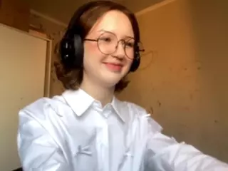 TESLA-Model-Y's Live Sex Cam Show