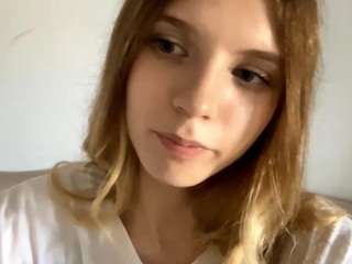 cwenhanchett Live Webcam on CamSoda