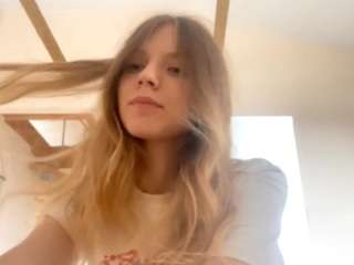 cwenhanchett Live Webcam on CamSoda
