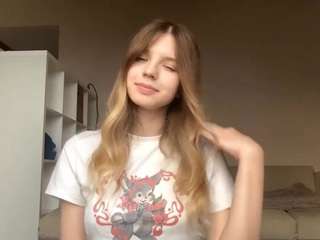 cwenhanchett Live Webcam on CamSoda