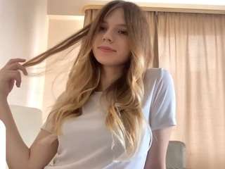 cwenhanchett Live Webcam on CamSoda