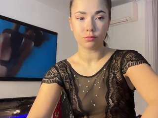 โมเดลนี้กำลังถ่ายทอดสดอยู่. martasantos