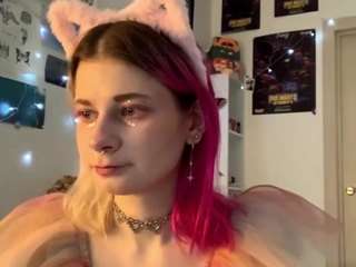 maygaillard Live Webcam on CamSoda