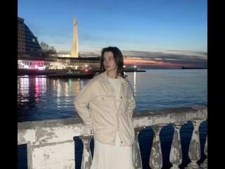 rexannegarney webcam